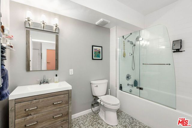 4215 Glencoe Avenue 206, Los Angeles, CA 90292