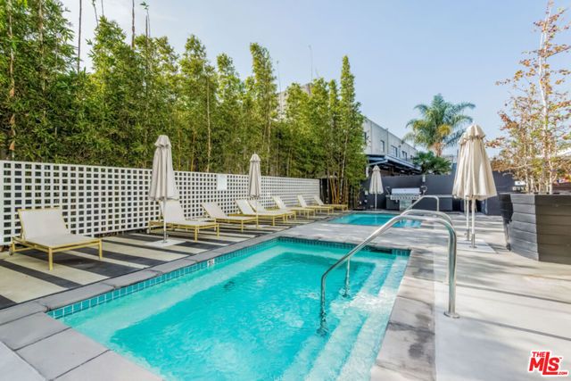 4215 Glencoe Avenue 206, Los Angeles, CA 90292