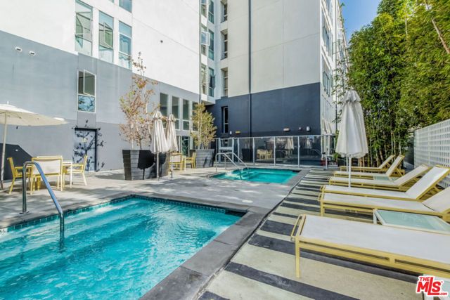 4215 Glencoe Avenue 206, Los Angeles, CA 90292