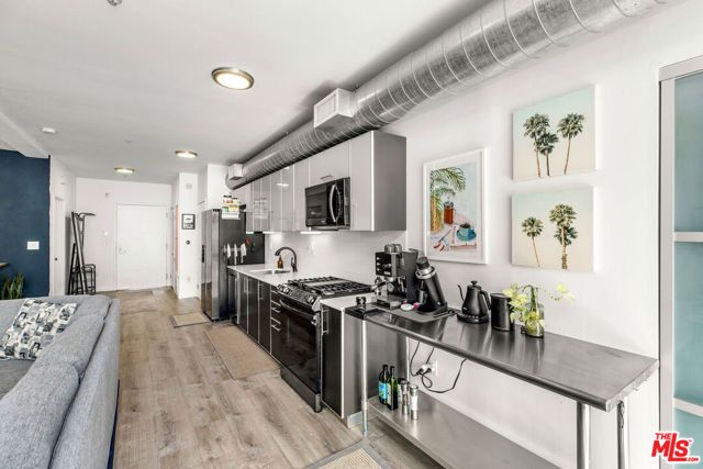 4215 Glencoe Avenue 206, Los Angeles, CA 90292