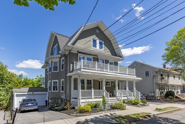 30 Gloucester St 30, Arlington, MA 02476