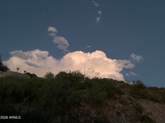 7532 N 23RD Street, Phoenix, AZ 85020