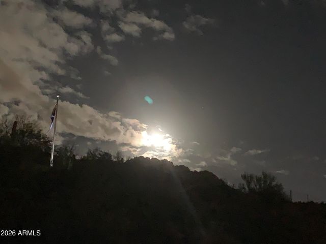 7532 N 23RD Street, Phoenix, AZ 85020