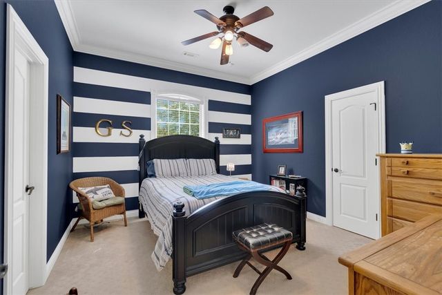 3427 N Briargate Drive, Fayetteville, AR 72703