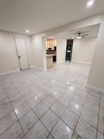 6309 Hayes Street, Hollywood, FL 33024