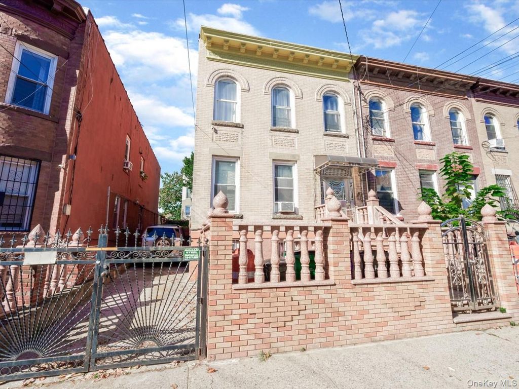 436 Lincoln Avenue, Brooklyn, NY 11208 — exterior