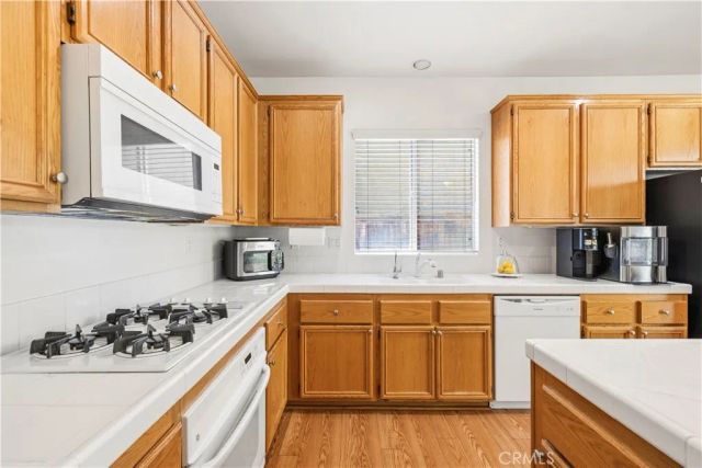 28637 Placerview Trail, Saugus, CA 91390