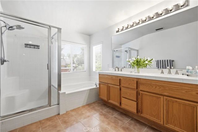 28637 Placerview Trail, Saugus, CA 91390
