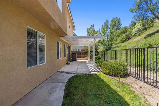 28637 Placerview Trail, Saugus, CA 91390