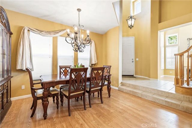 28637 Placerview Trail, Saugus, CA 91390