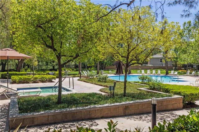 28637 Placerview Trail, Saugus, CA 91390