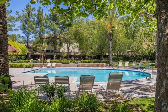 28637 Placerview Trail, Saugus, CA 91390