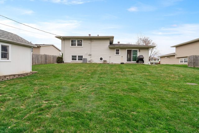 2930 Crabapple Lane, Hobart, IN 46342