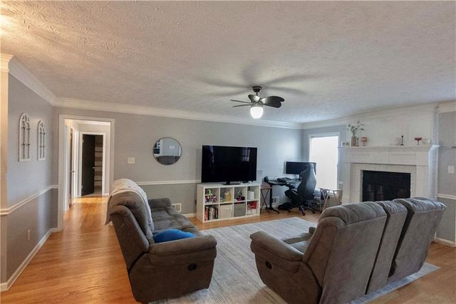 505 Buttercup Trail, Lawrenceville, GA 30046