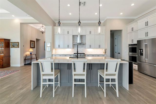 8252 REDONDA LOOP, Bradenton, FL 34202