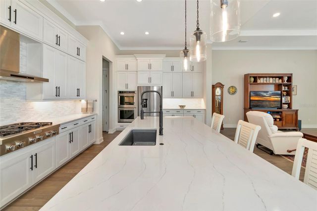 8252 REDONDA LOOP, Bradenton, FL 34202