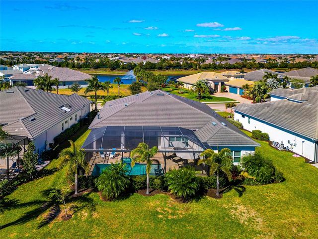 8252 REDONDA LOOP, Bradenton, FL 34202