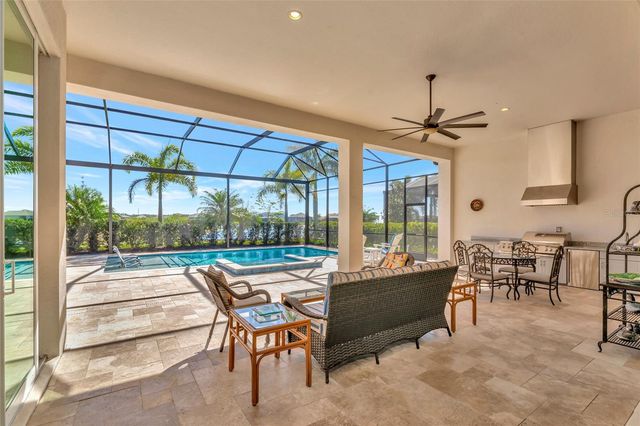 8252 REDONDA LOOP, Bradenton, FL 34202