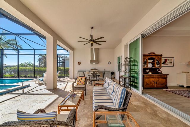 8252 REDONDA LOOP, Bradenton, FL 34202