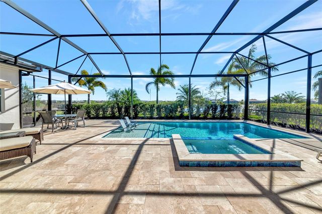 8252 REDONDA LOOP, Bradenton, FL 34202