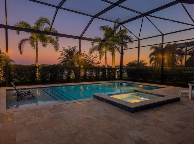 8252 REDONDA LOOP, Bradenton, FL 34202