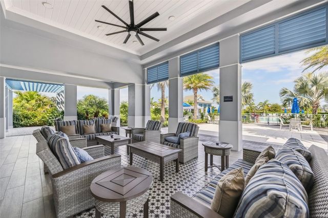 8252 REDONDA LOOP, Bradenton, FL 34202