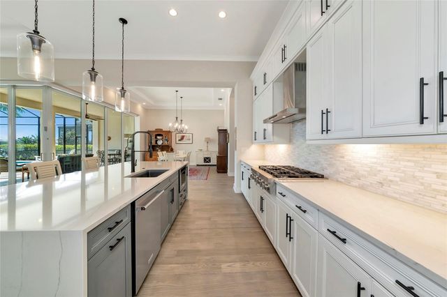 8252 REDONDA LOOP, Bradenton, FL 34202