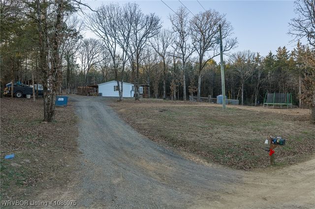 1486 Reveille Valley Road, Magazine, AR 72943