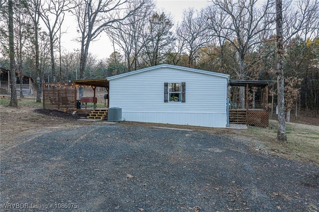 1486 Reveille Valley Road, Magazine, AR 72943