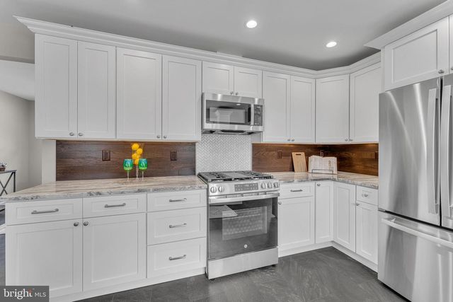 1736 WINSLOW RD, Williamstown, NJ 08094