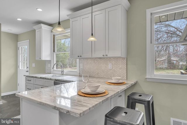 1736 WINSLOW RD, Williamstown, NJ 08094