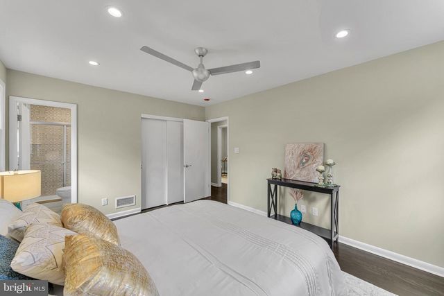 1736 WINSLOW RD, Williamstown, NJ 08094