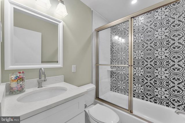 1736 WINSLOW RD, Williamstown, NJ 08094