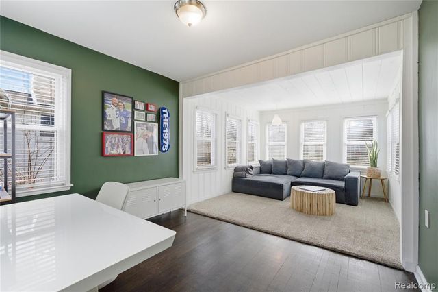 370 Channing Street, Ferndale, MI 48220