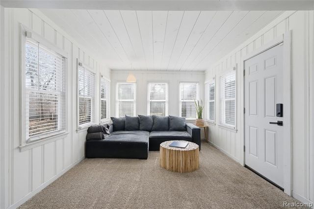 370 Channing Street, Ferndale, MI 48220