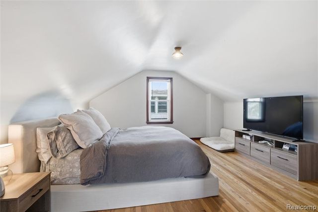 370 Channing Street, Ferndale, MI 48220