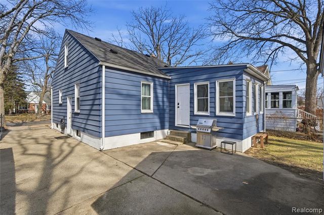 370 Channing Street, Ferndale, MI 48220