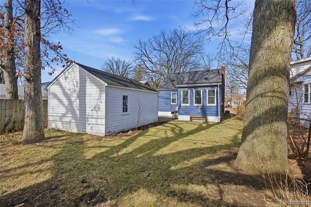 370 Channing Street, Ferndale, MI 48220