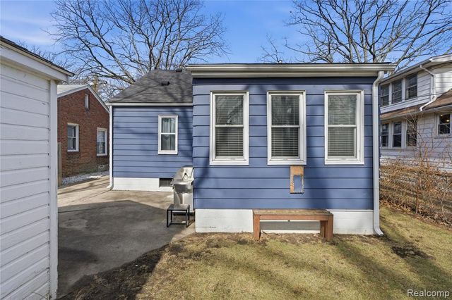 370 Channing Street, Ferndale, MI 48220