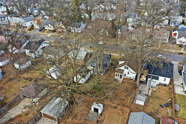 370 Channing Street, Ferndale, MI 48220