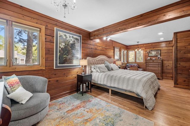7124 Pioneer ROAD, Cedarburg, WI 53012