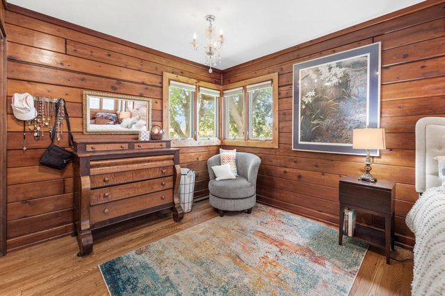 7124 Pioneer ROAD, Cedarburg, WI 53012