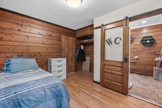 7124 Pioneer ROAD, Cedarburg, WI 53012