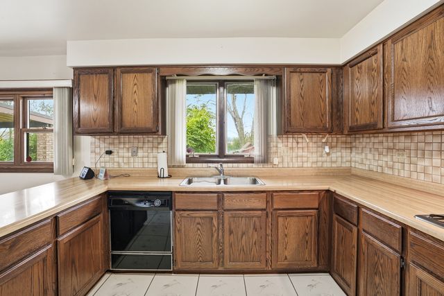 2845 201st Place, Lynwood, IL 60411