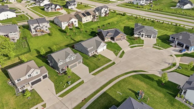5421 150th Street, Urbandale, IA 50323