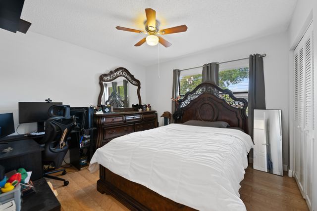 8108 NW 100th Way, Tamarac, FL 33321