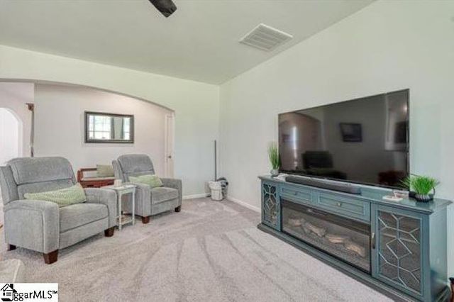 4002 Hometown Way, Boiling Springs, SC 29316