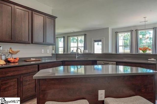 4002 Hometown Way, Boiling Springs, SC 29316