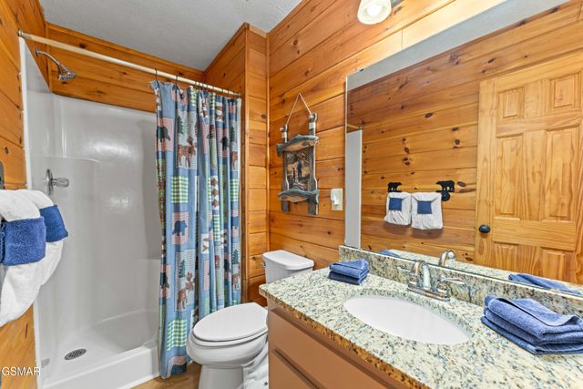 829 Red Fox Trl, Gatlinburg, TN 37738