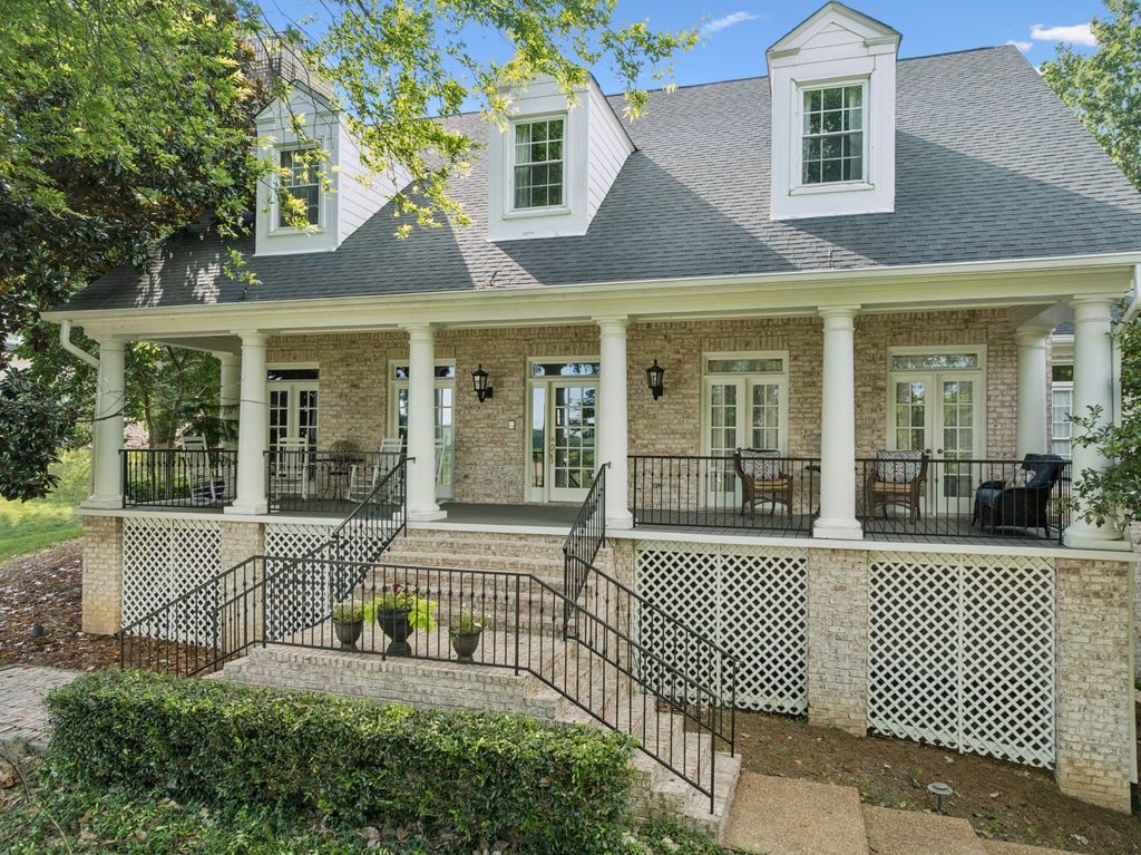 728 Legends Crest Dr, Franklin, TN 37069